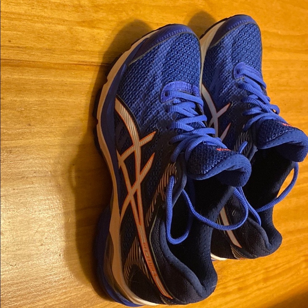 Asics tennis never worn